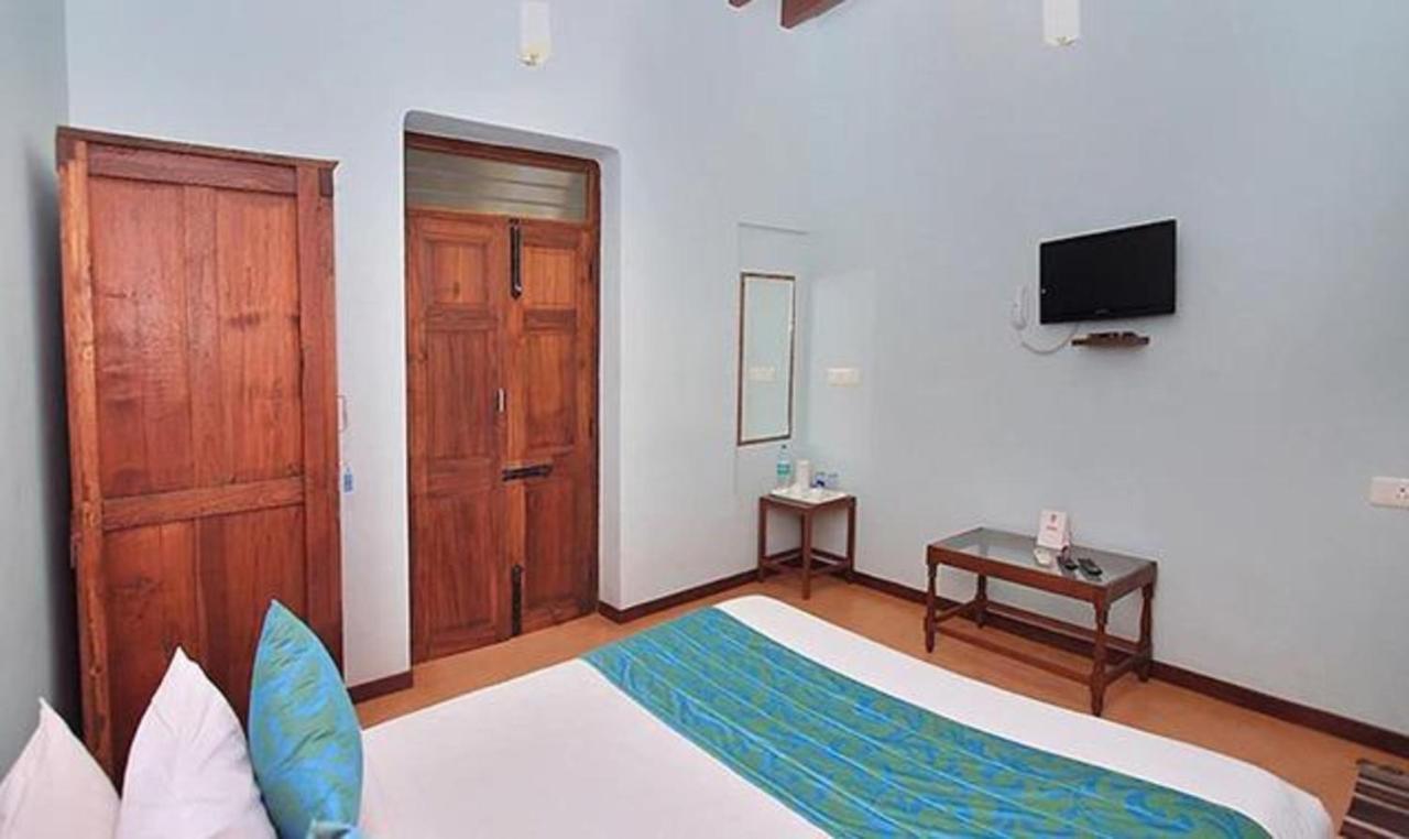 Fabhotel Les Boganveillea Auroville Exterior photo
